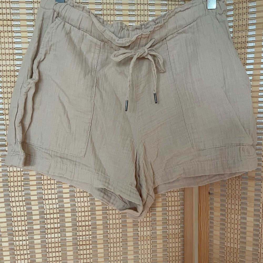 Beige Women's Shorts